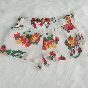SOLD 🌄 Joie 100% Silk Floral Shorts
